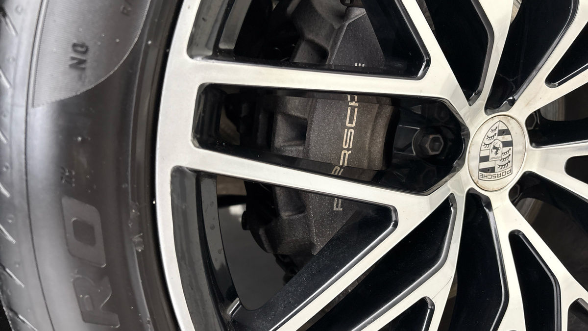 Porsche Macan Image 26