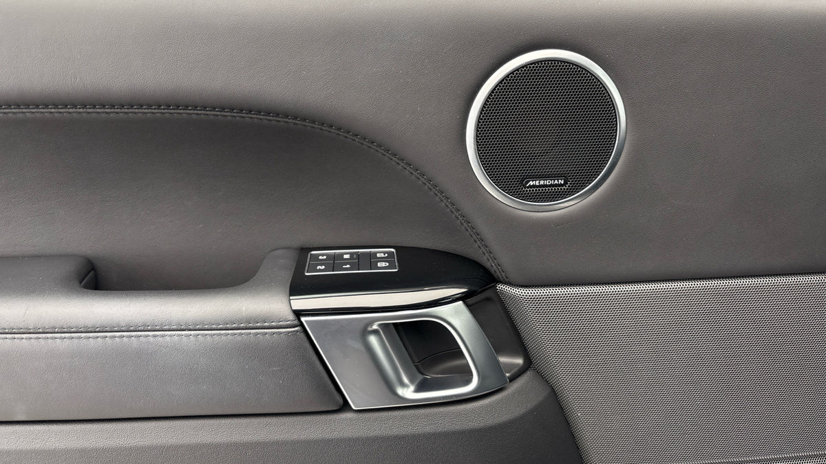 Land Rover Range Rover Sport Image 19