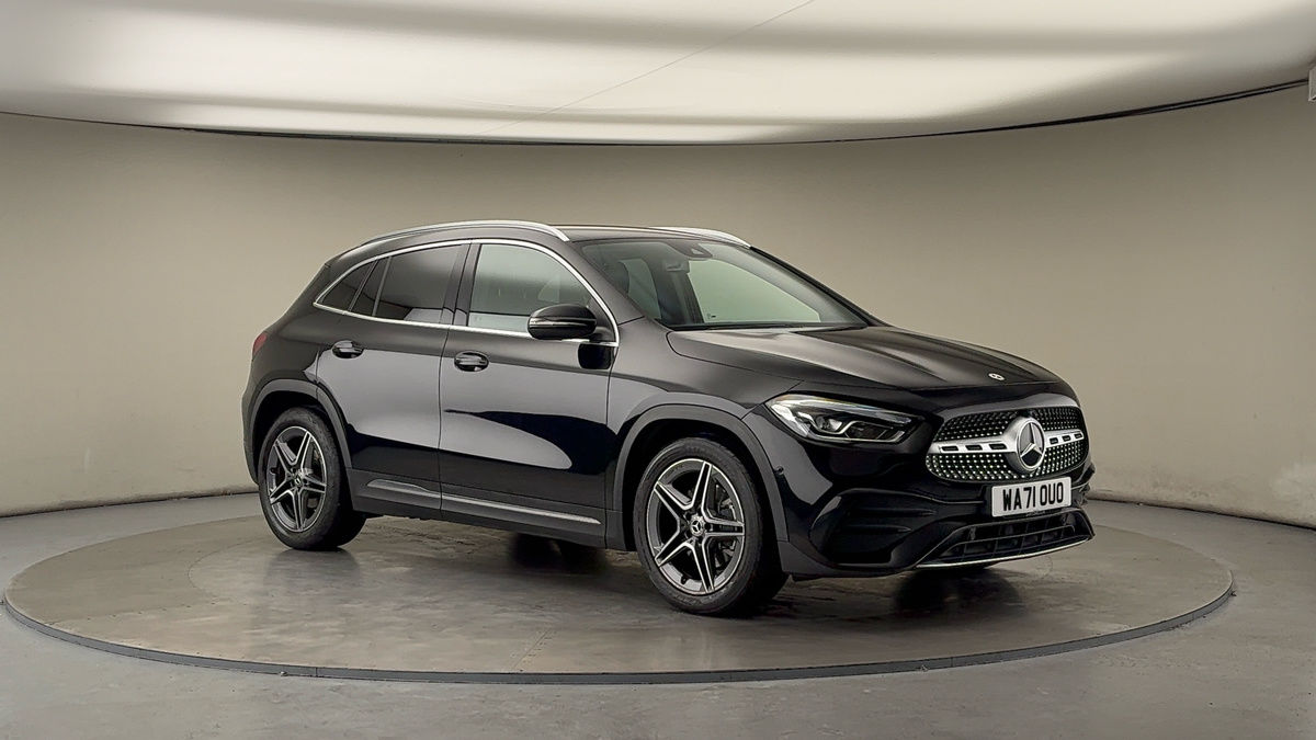 More views of Mercedes-Benz GLA