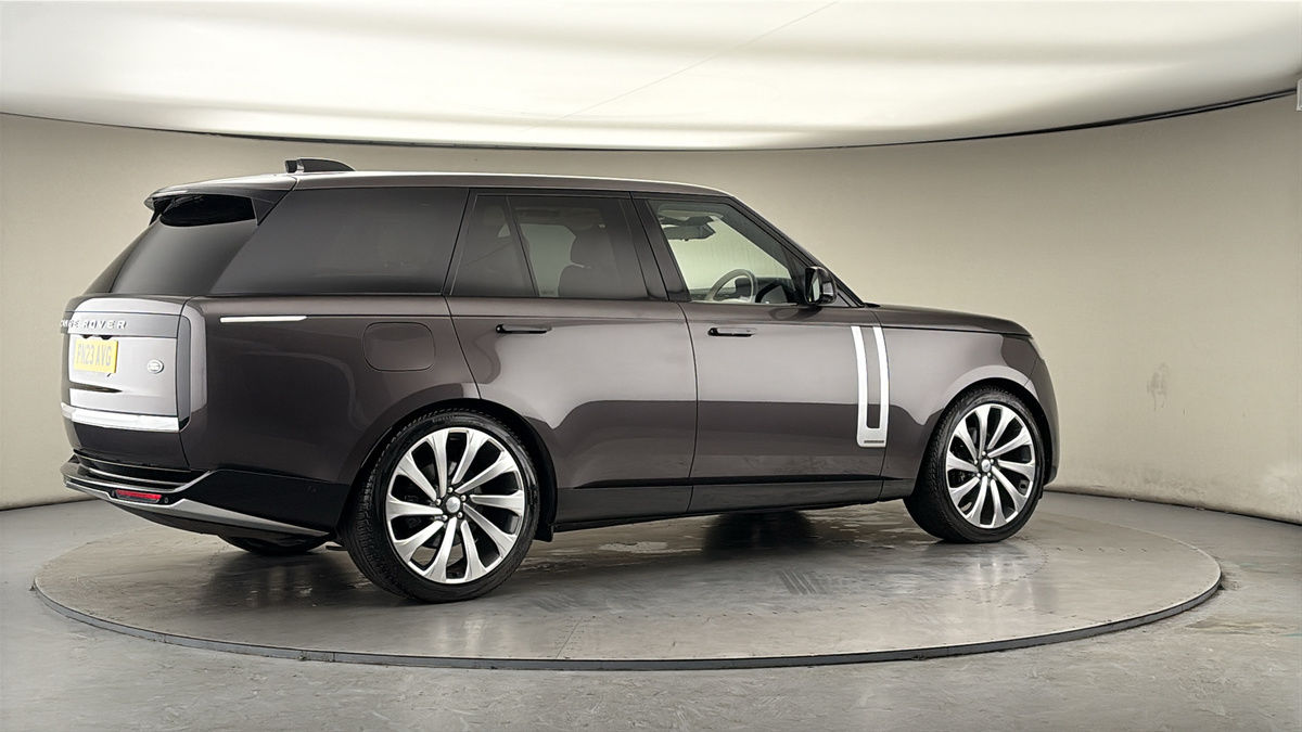 More views of Land Rover Range Rover