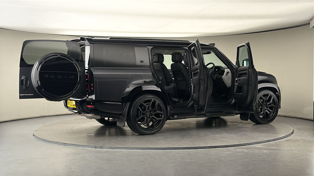 More views of Land Rover Defender 130