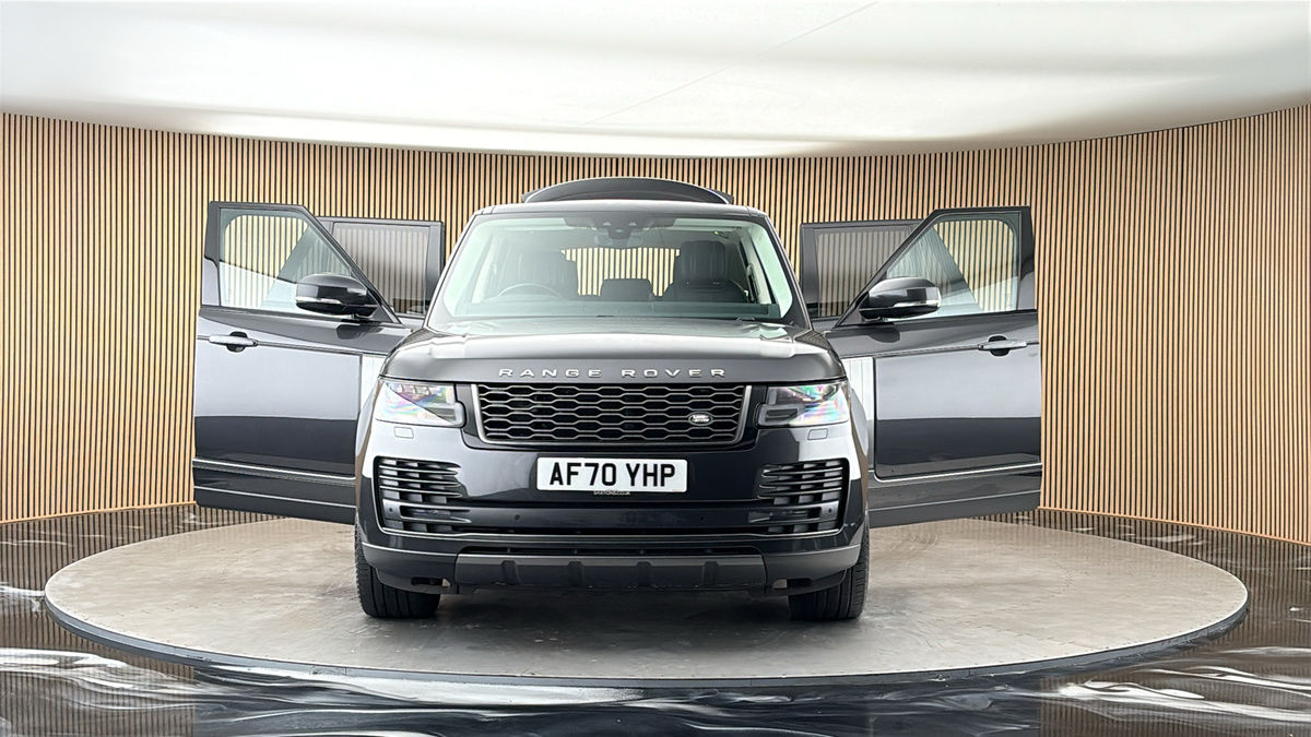 More views of Land Rover Range Rover
