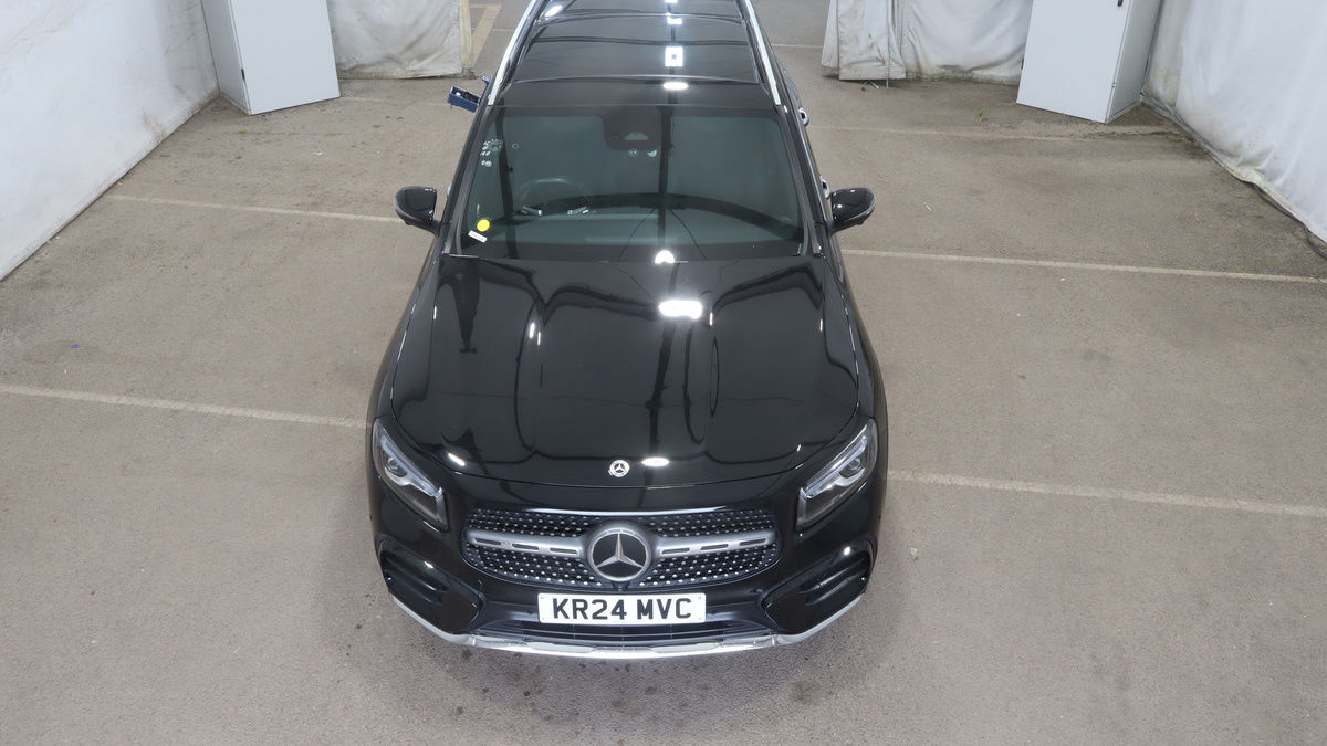 Mercedes-Benz GLB Image 7