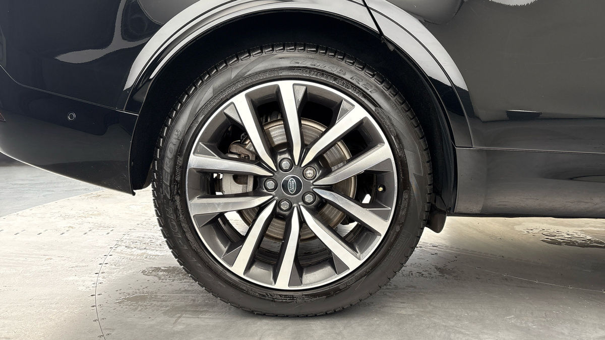 Land Rover Discovery Image 22