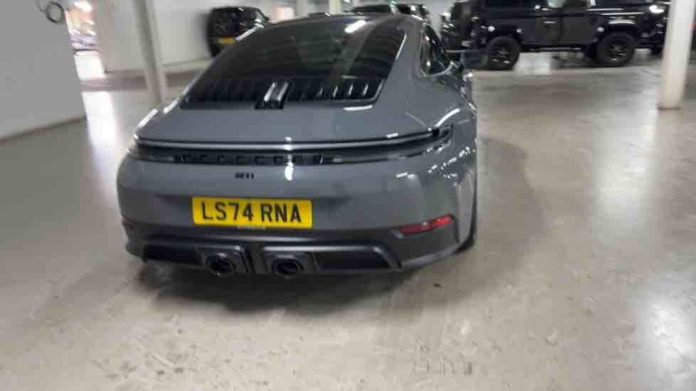 More views of Porsche 911