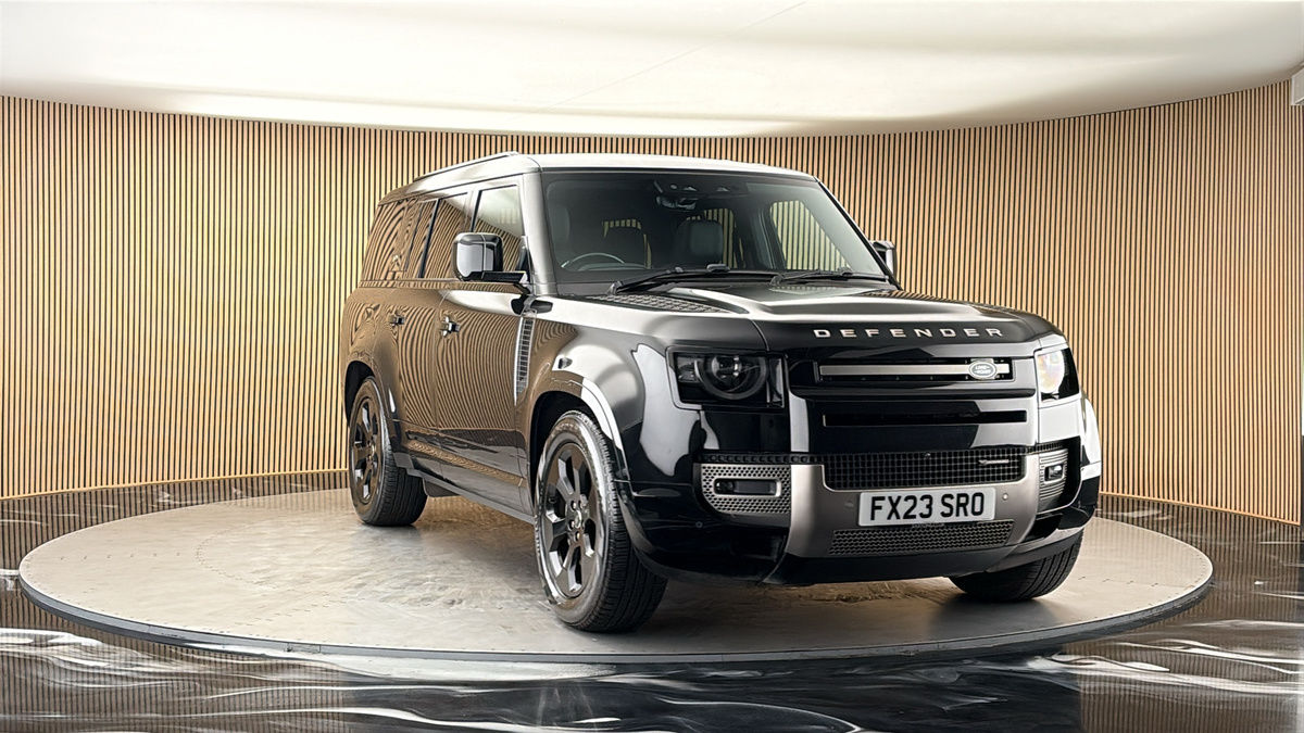 More views of Land Rover Defender 130