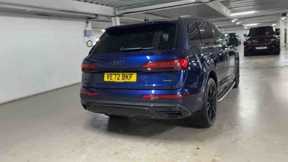 More views of Audi Q7