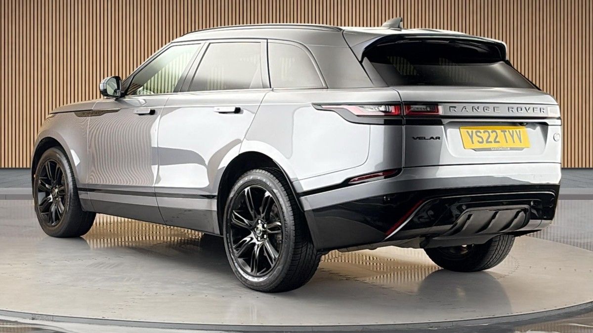 Land Rover Range Rover Velar Image 2