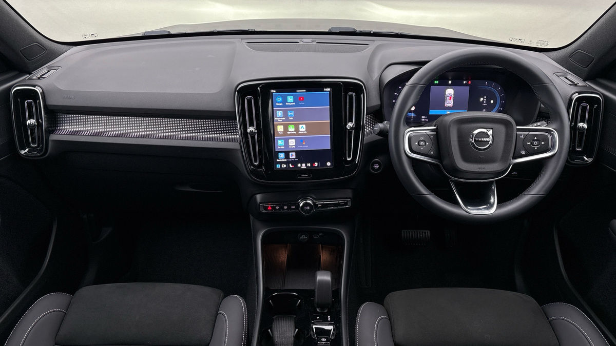 Volvo XC40 Image 12
