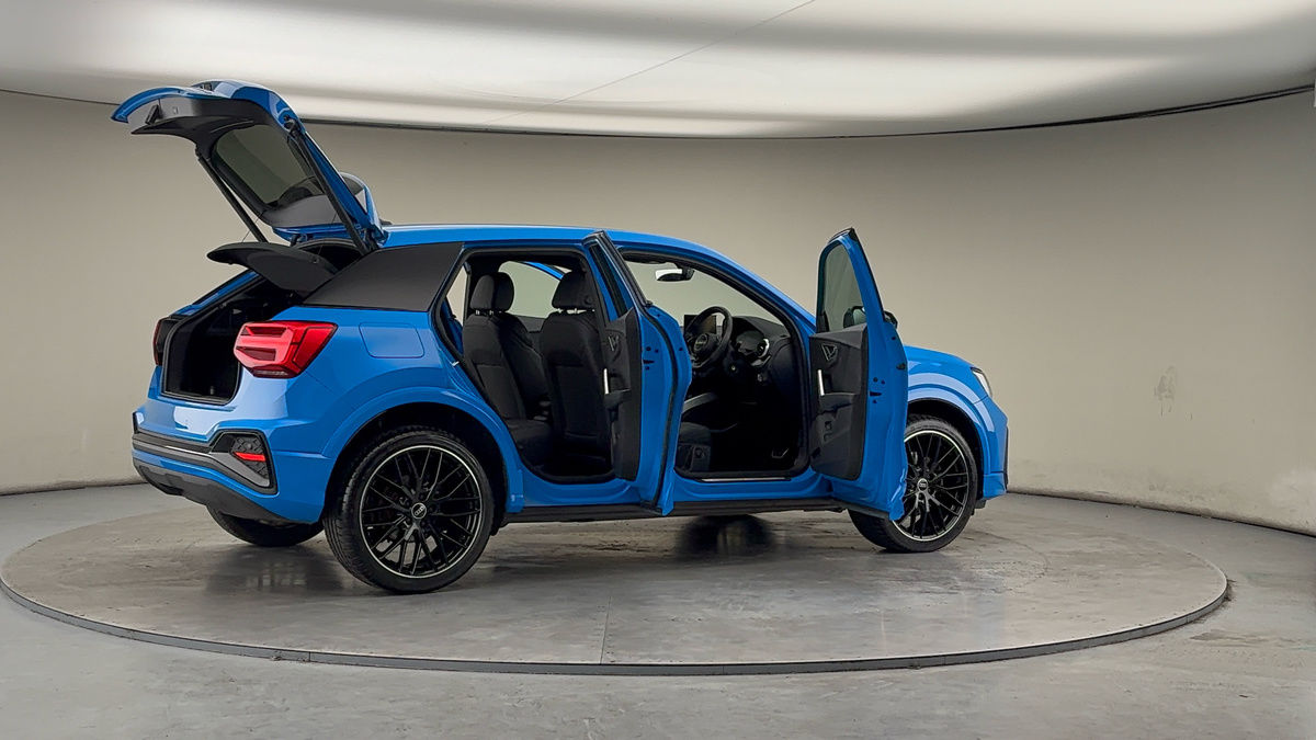 More views of Audi Q2