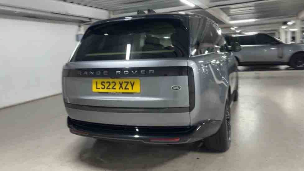 More views of Land Rover Range Rover
