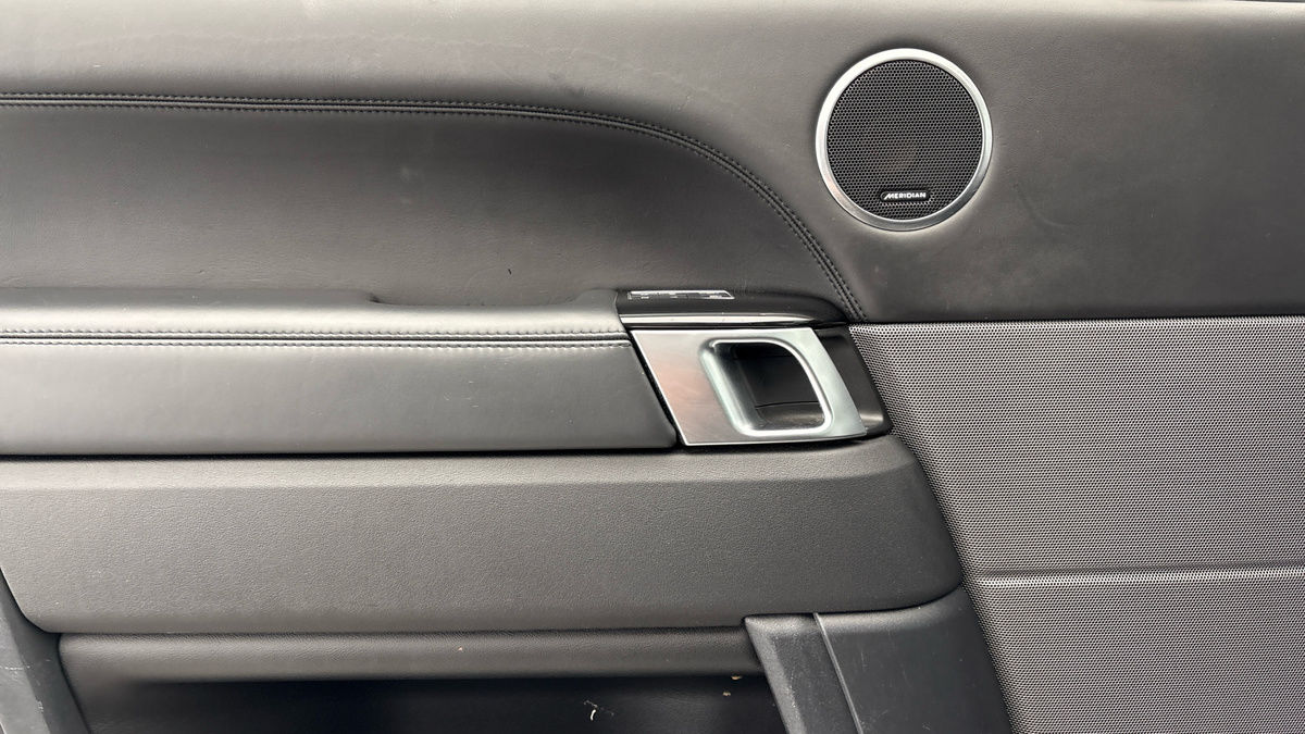 Land Rover Range Rover Sport Image 19