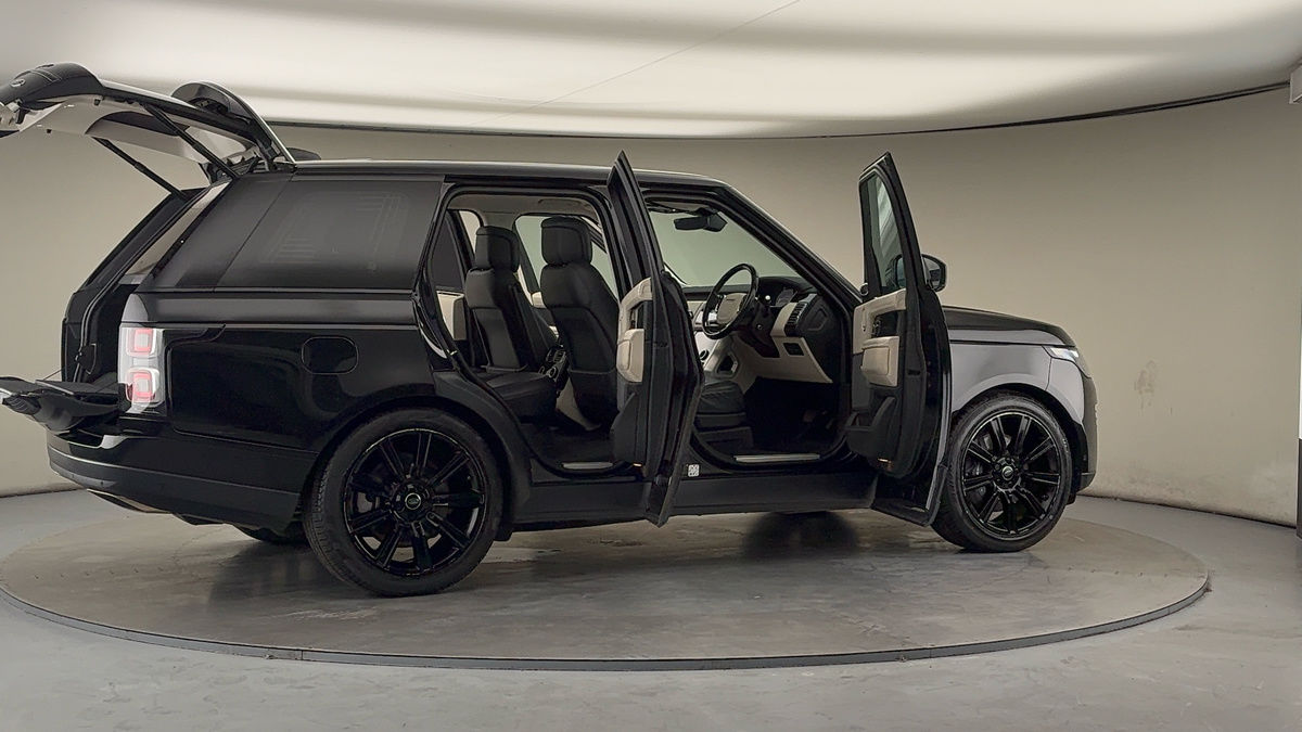 More views of Land Rover Range Rover