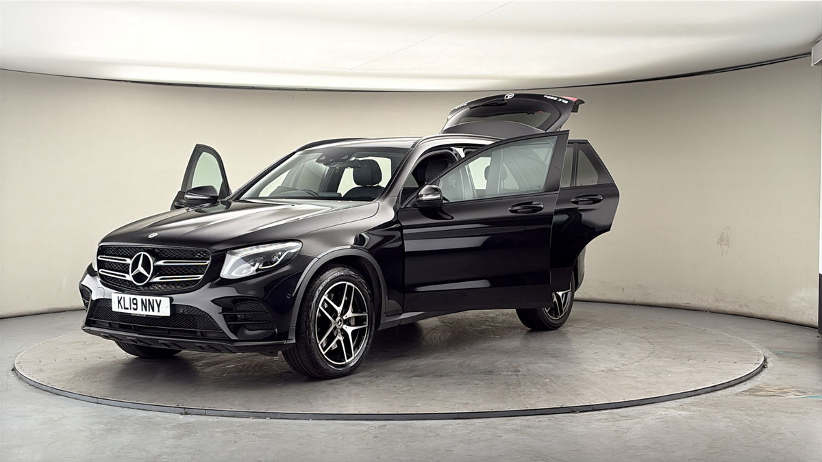 More views of Mercedes-Benz GLC