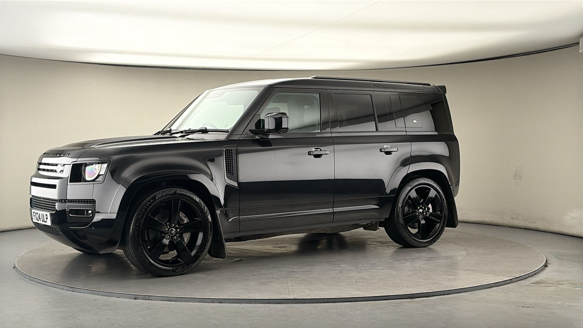 More views of Land Rover Defender 110