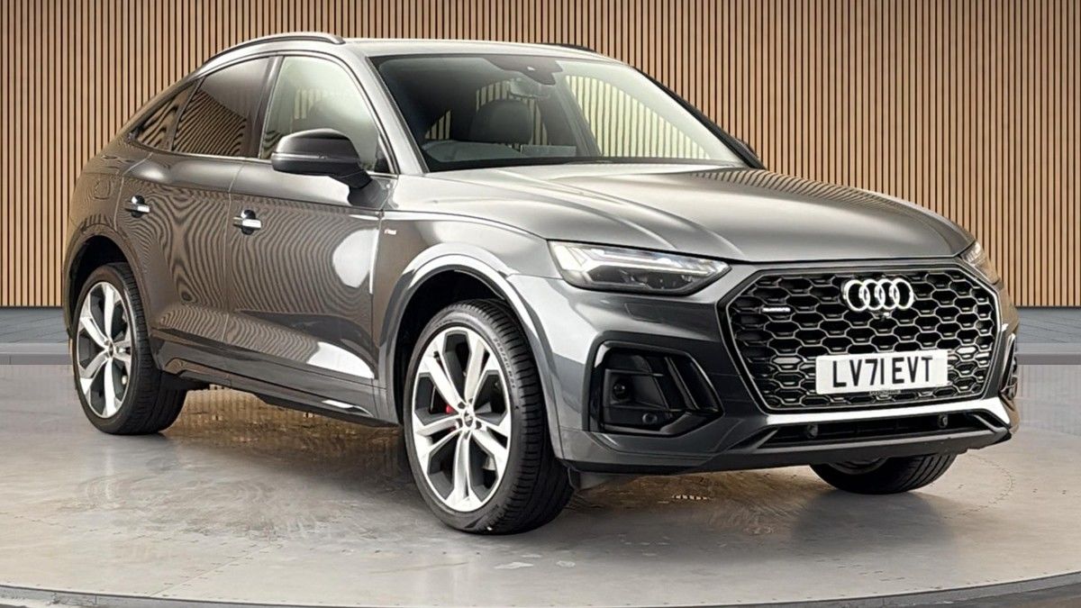 More views of Audi Q5