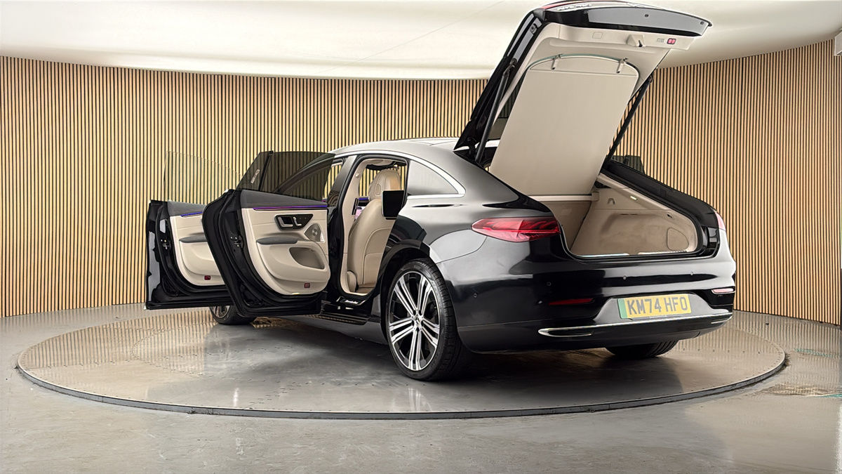 Mercedes-Benz EQS Image 23