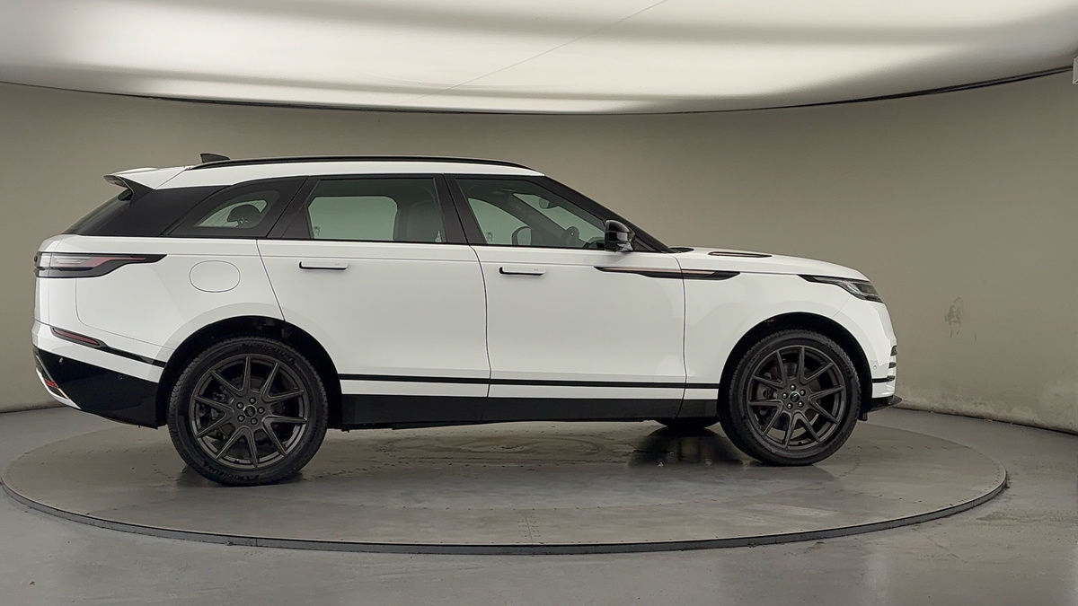 More views of Land Rover Range Rover Velar