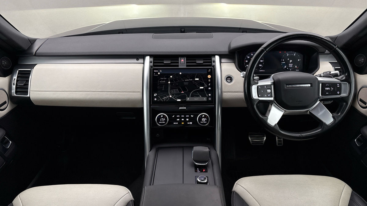 Land Rover Discovery Image 12