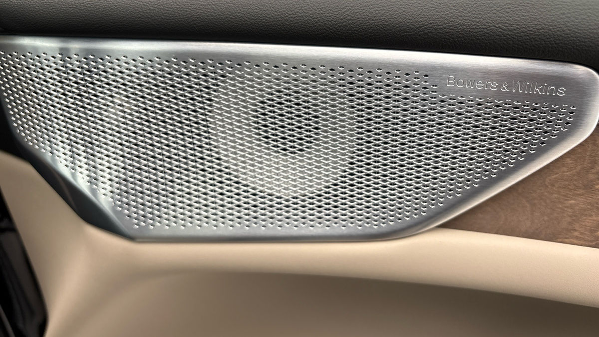Volvo ES90 Image 32