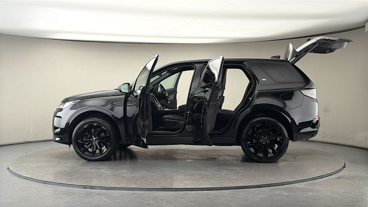 More views of Land Rover Discovery Sport