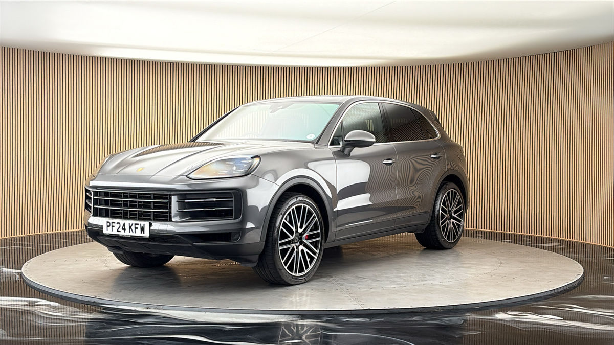 More views of Porsche Cayenne