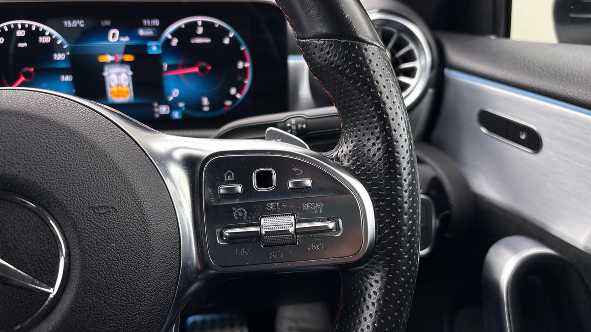 Mercedes-Benz A Class Image 14