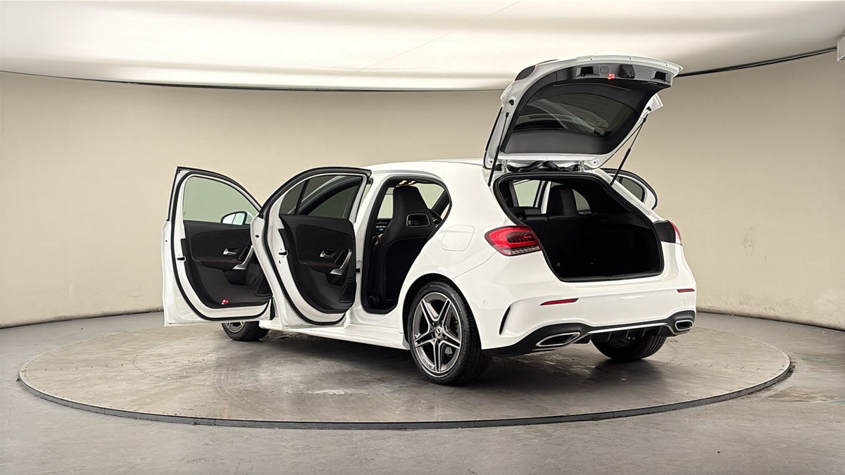 Mercedes-Benz A Class Image 23