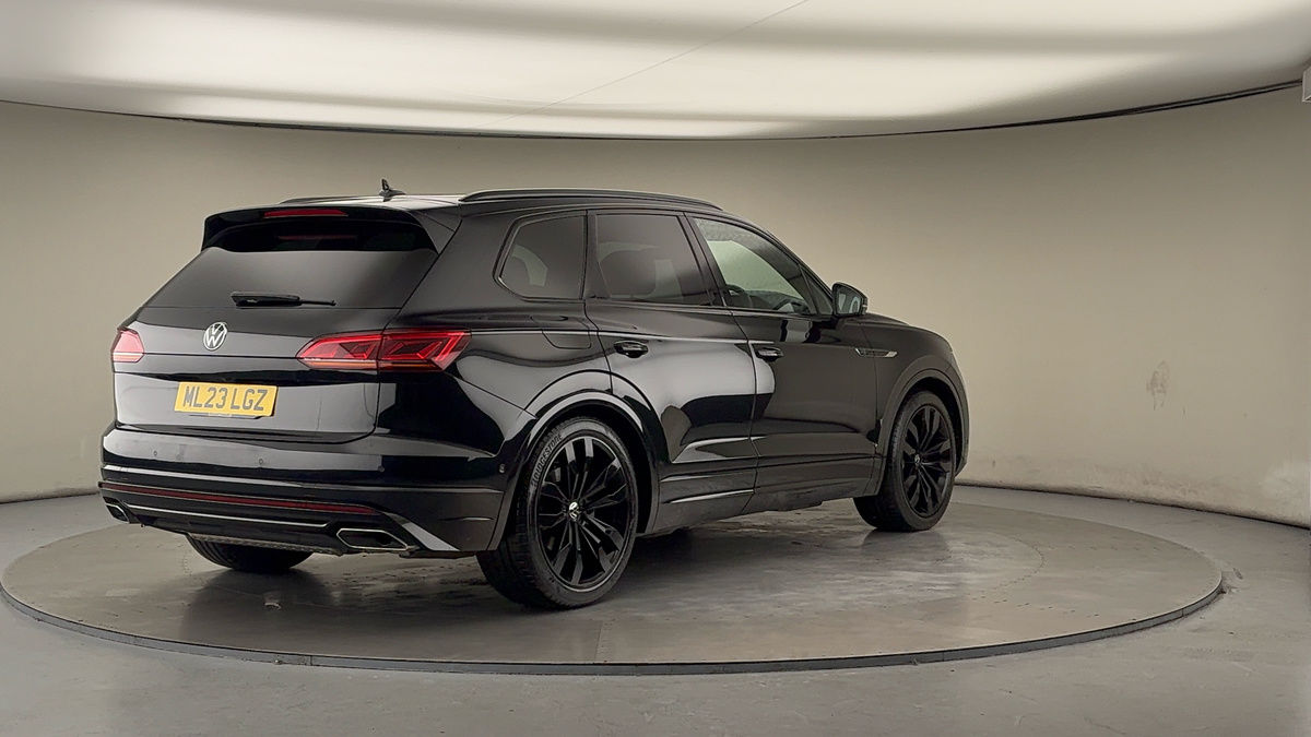 More views of Volkswagen Touareg