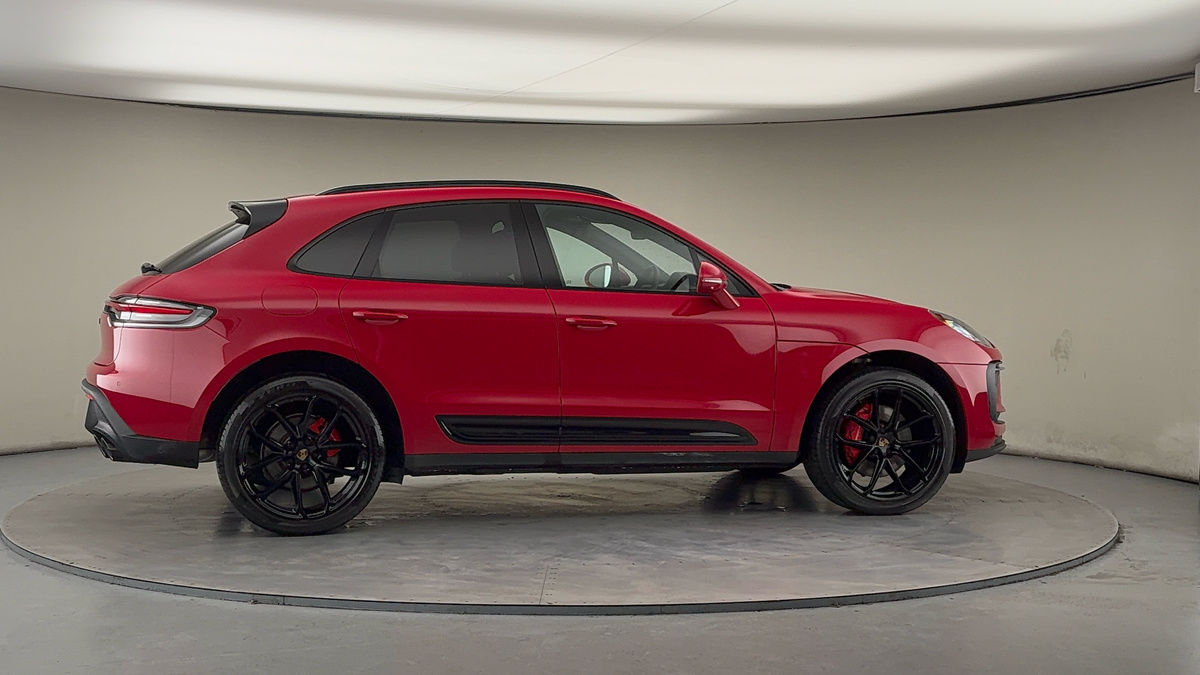 More views of Porsche Macan