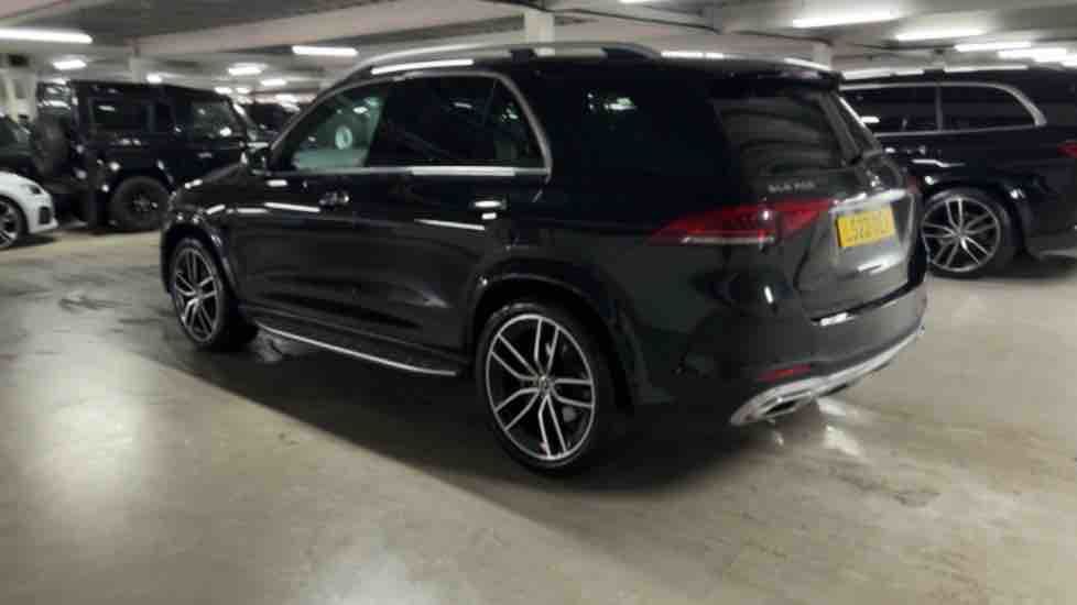 More views of Mercedes-Benz GLE