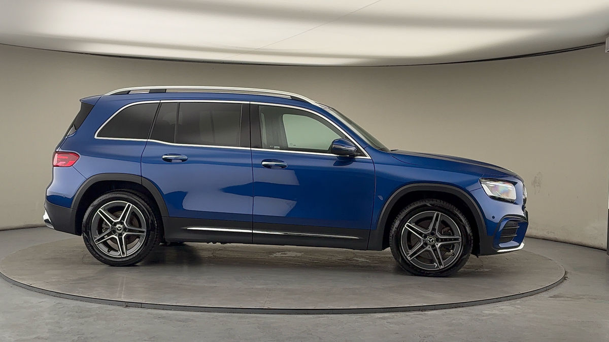 More views of Mercedes-Benz GLB