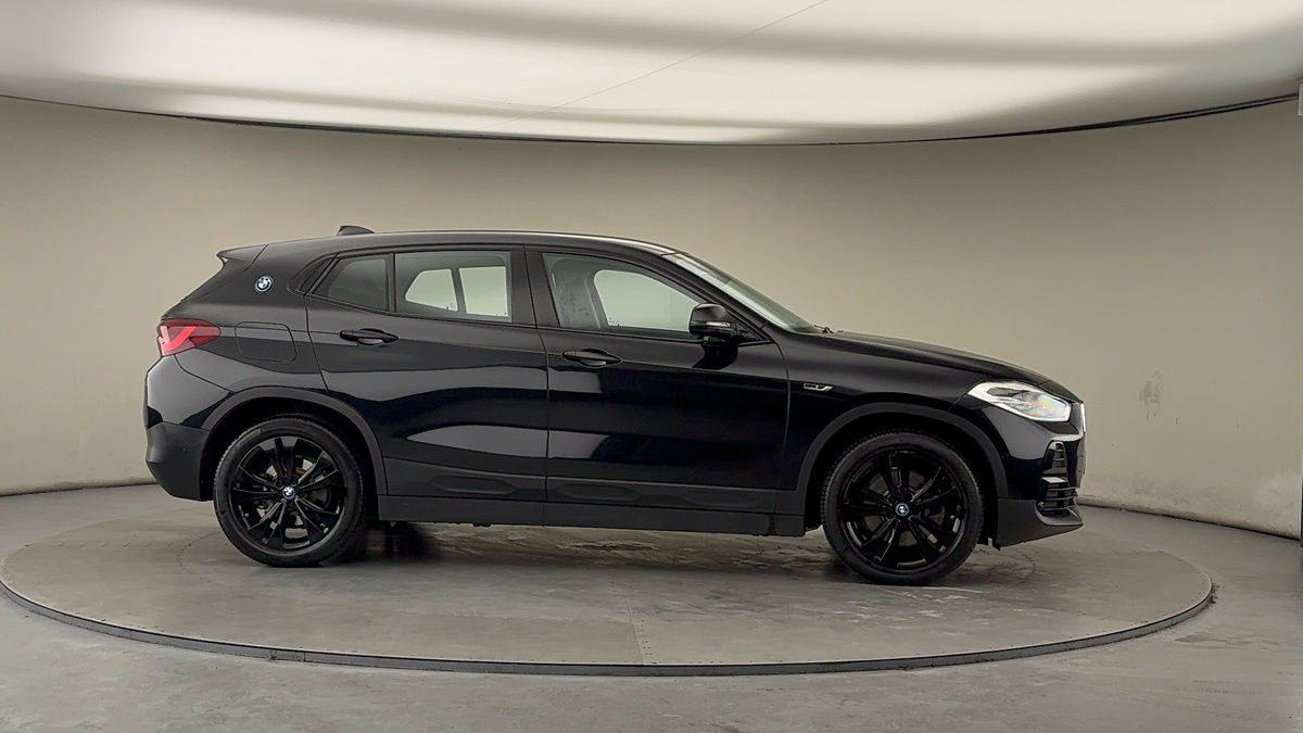 More views of BMW X2