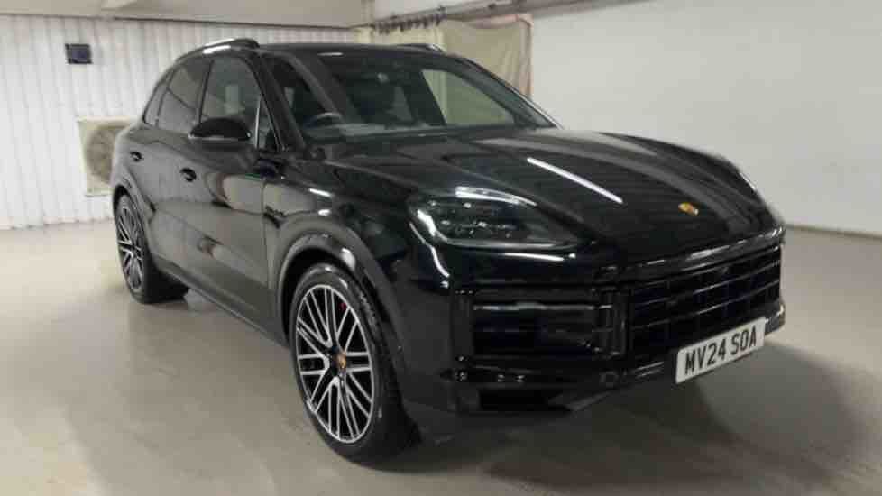 More views of Porsche Cayenne