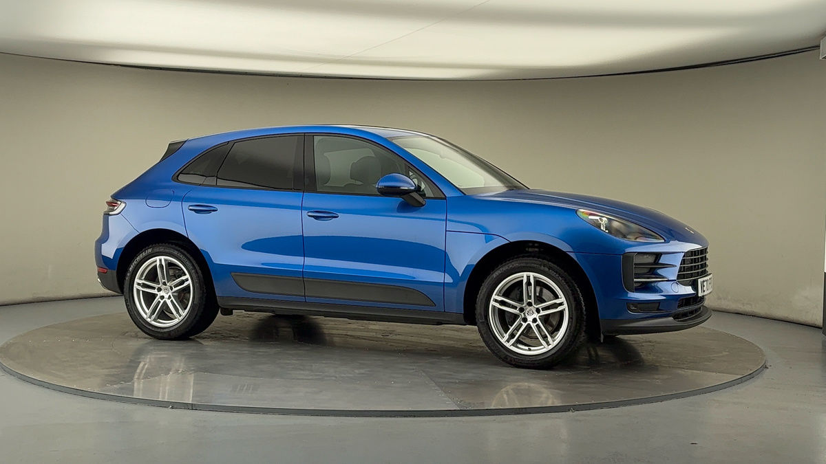 More views of Porsche Macan