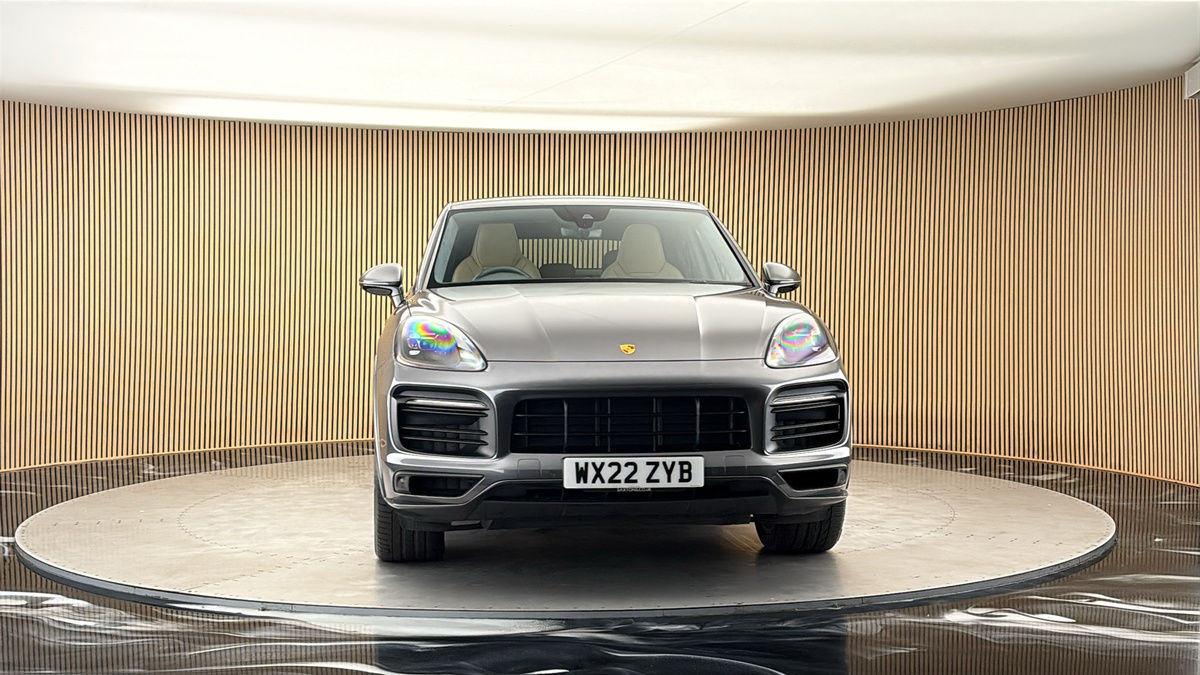 More views of Porsche Cayenne