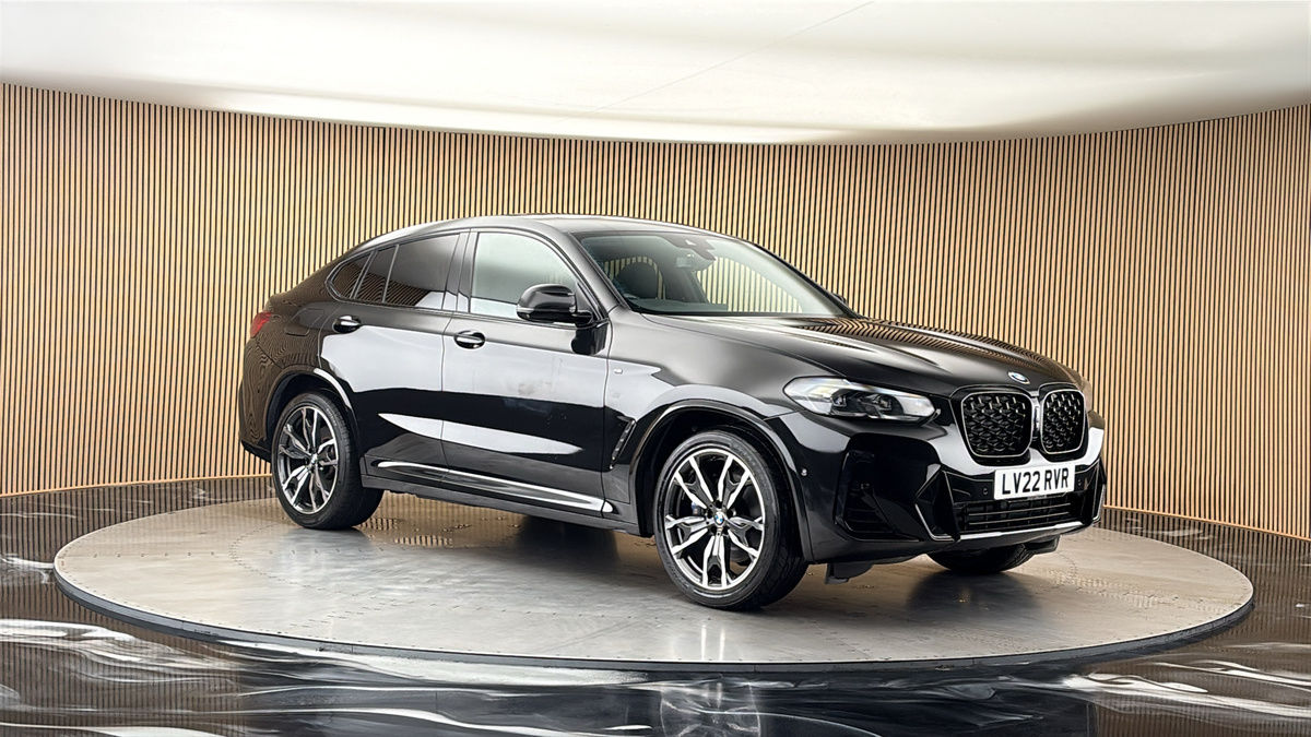 More views of BMW X4