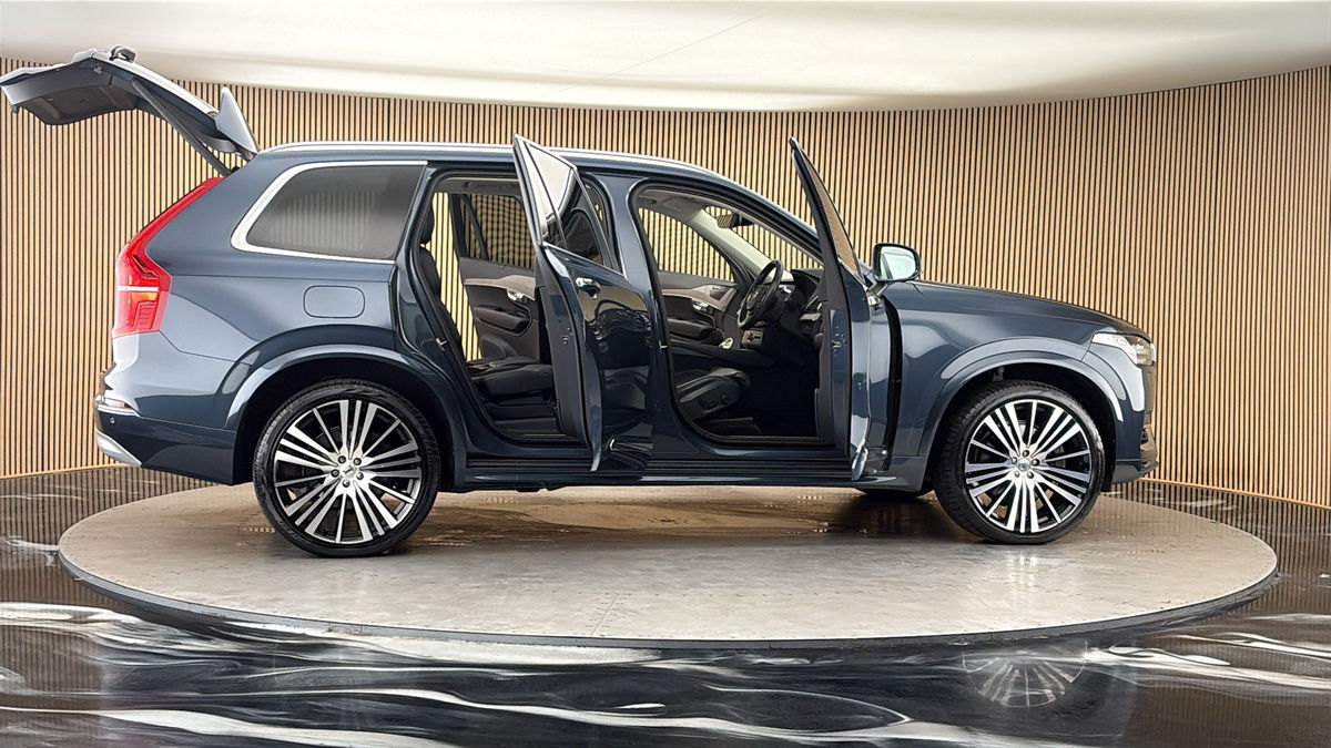 More views of Volvo XC90