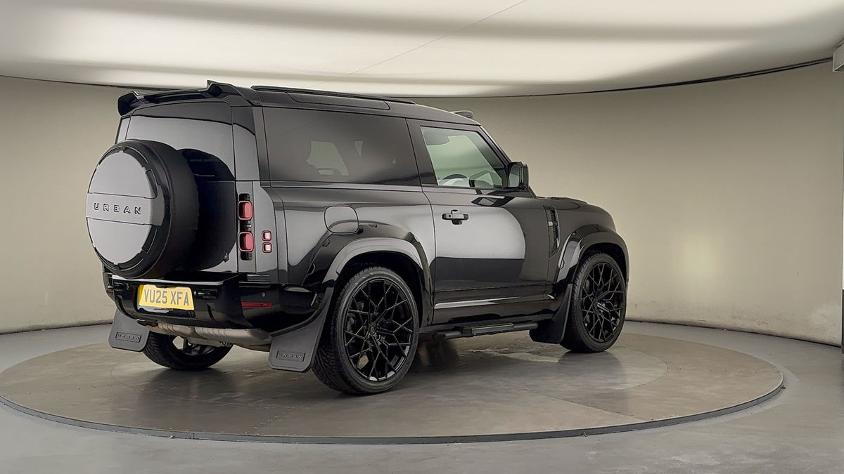 Land Rover Defender 90 Urban Image 21