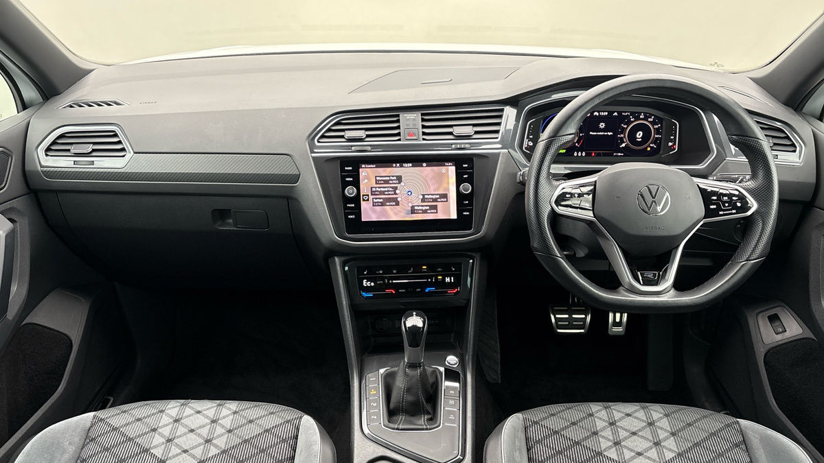 Volkswagen Tiguan Image 12