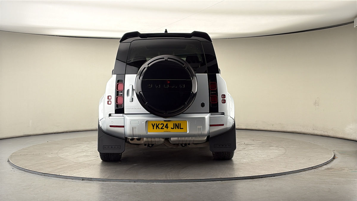 Land Rover Defender 110 Urban Image 4