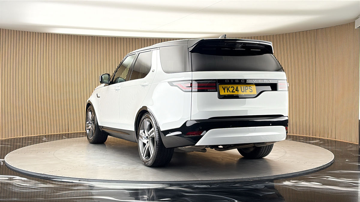 More views of Land Rover Discovery