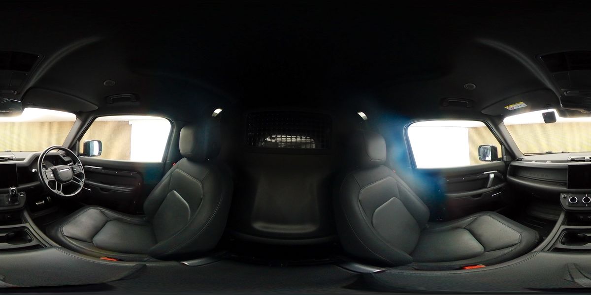 More views of Land Rover Defender 90