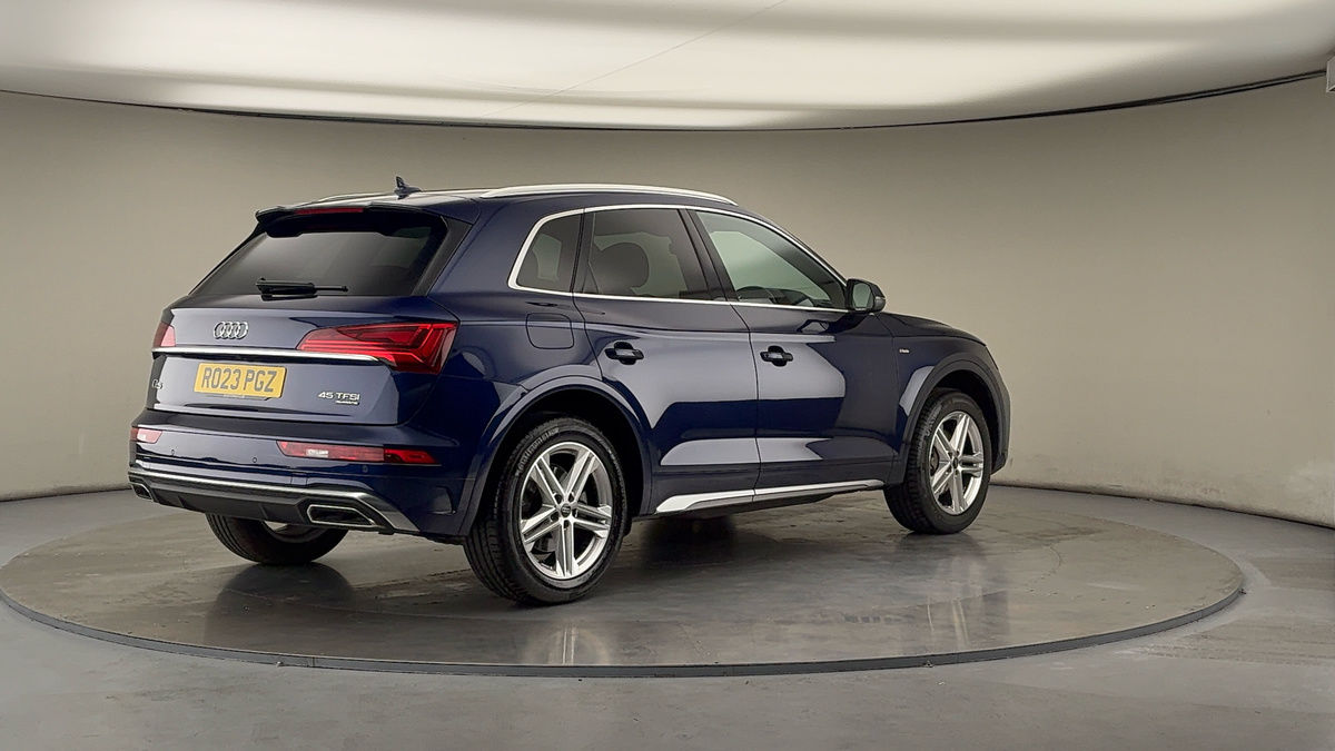 Audi Q5 Image 21