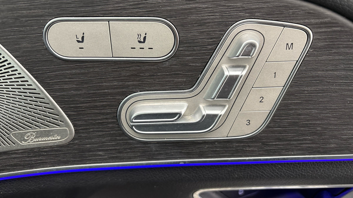 Mercedes-Benz GLE Image 30
