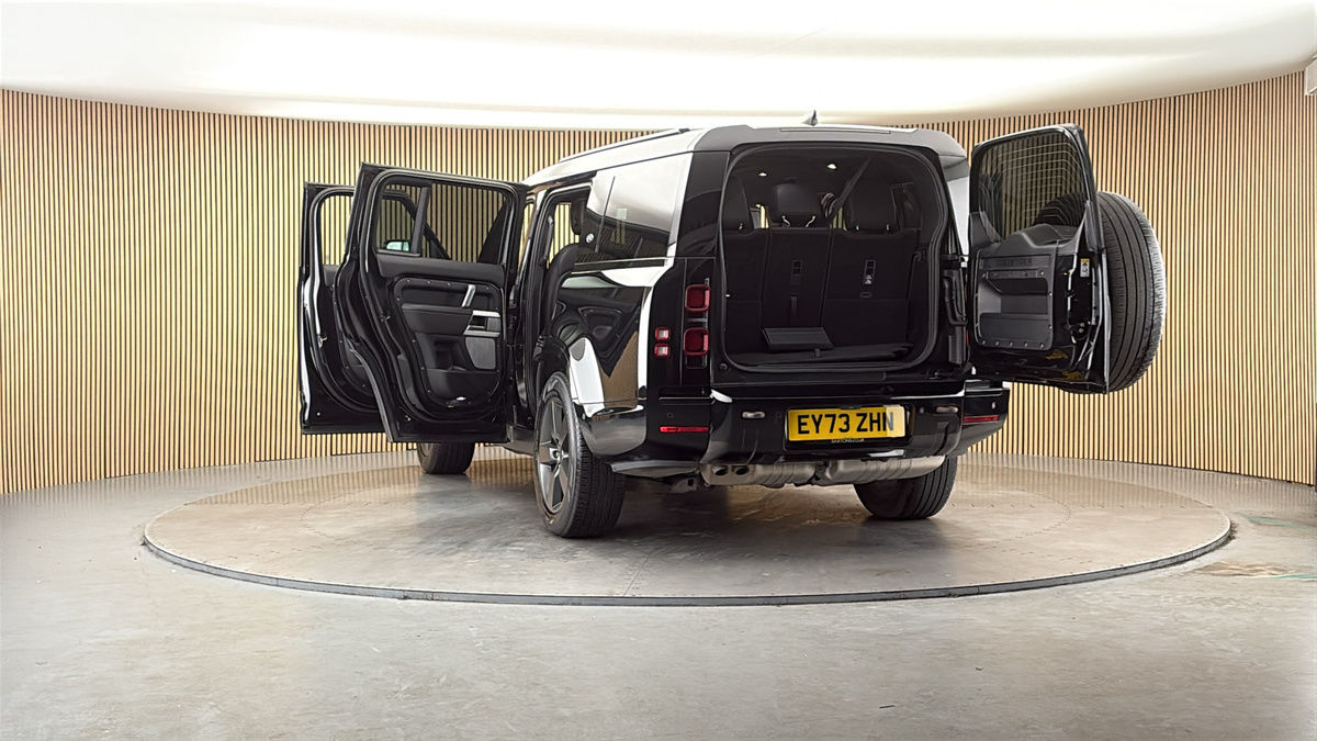 More views of Land Rover Defender 130