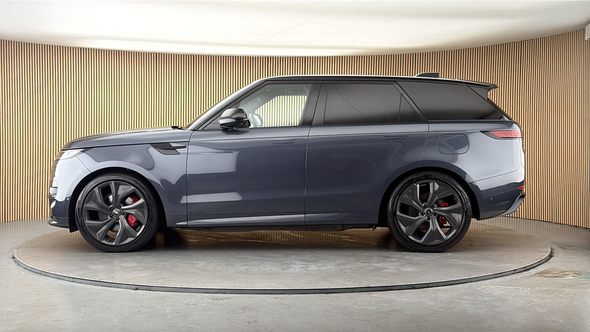 Land Rover Range Rover Sport Image 15