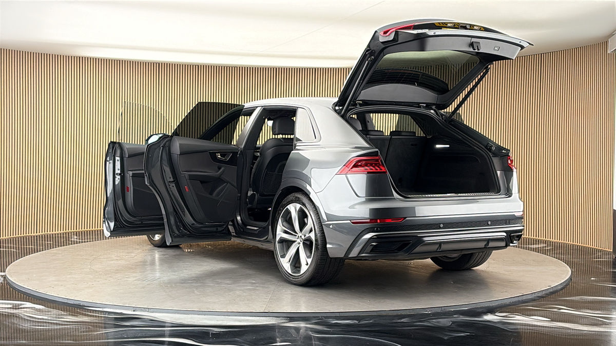 Audi Q8 Image 23