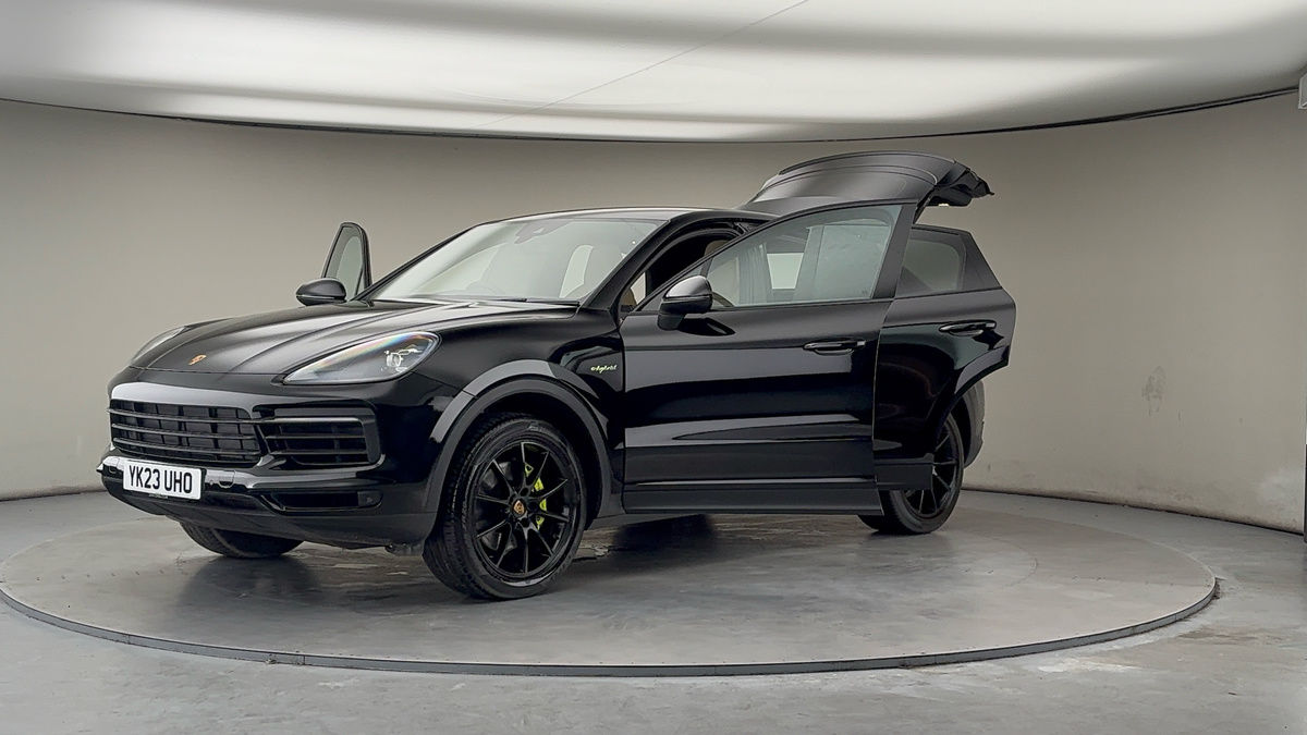 More views of Porsche Cayenne
