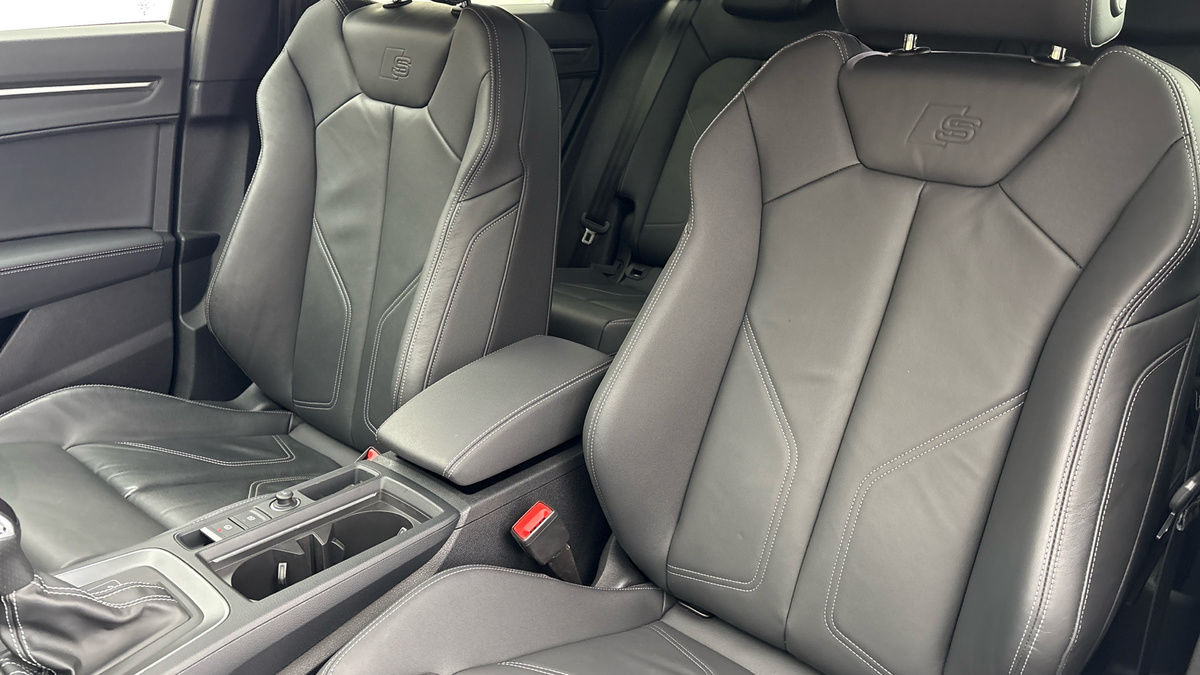 Audi Q3 Image 7